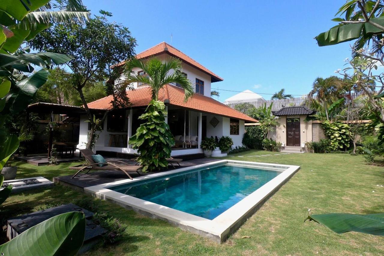 Villa Santai, Huge Garden Seminyak Square Kültér fotó